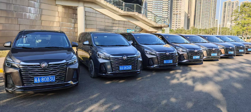 周笔畅2025年《天呐！我怎么会变成这样》广州站接待用车_广州租车 首选现达汽车租赁公司