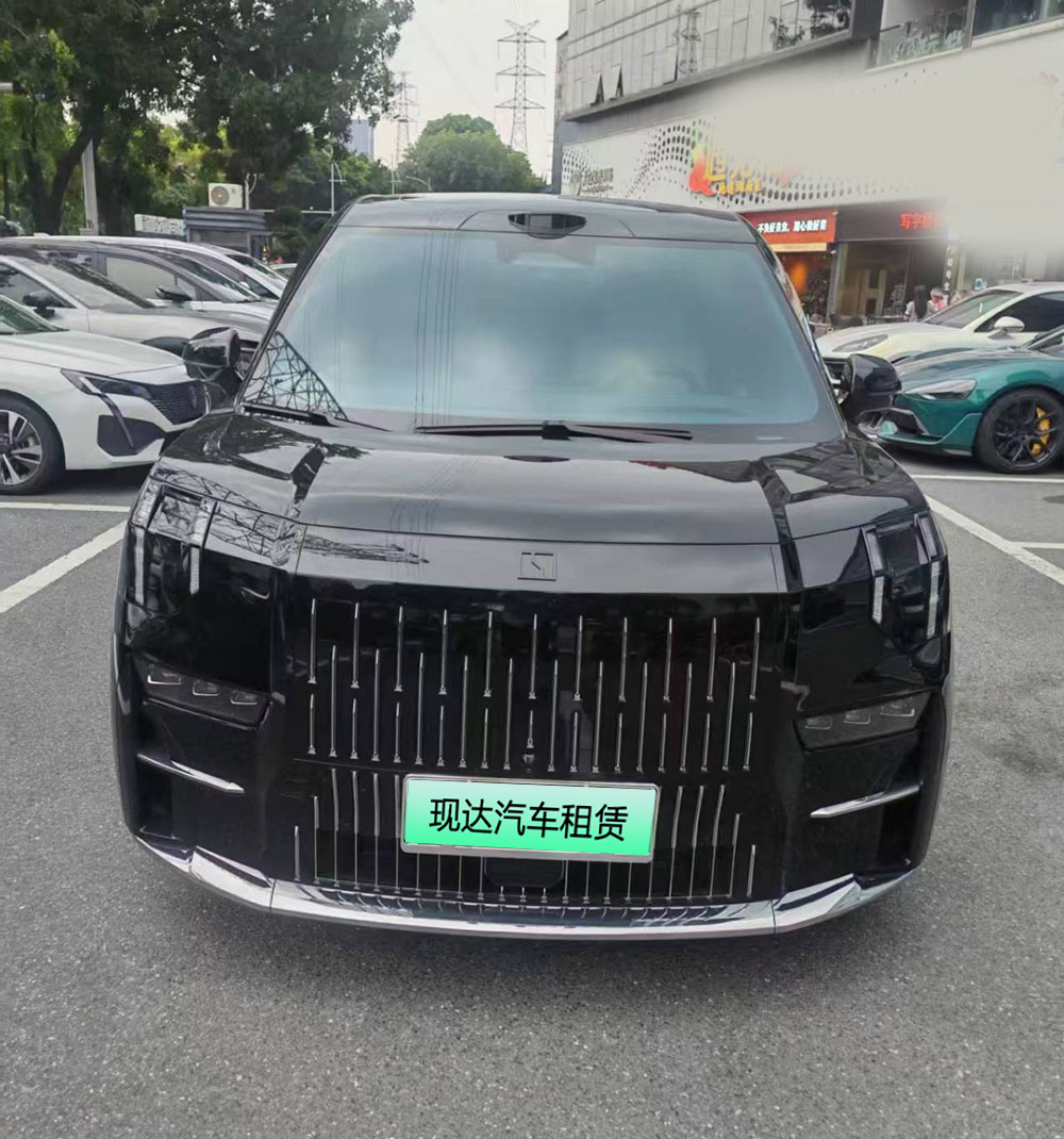 广州租车_自驾极氪009光辉7座商务车配带司机租赁包车